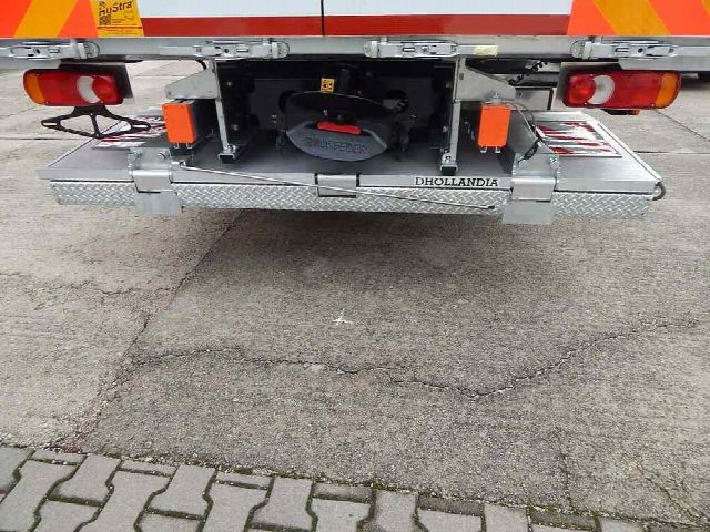 MAN TGL 8.180, skriňa s hydraulickým čelom
