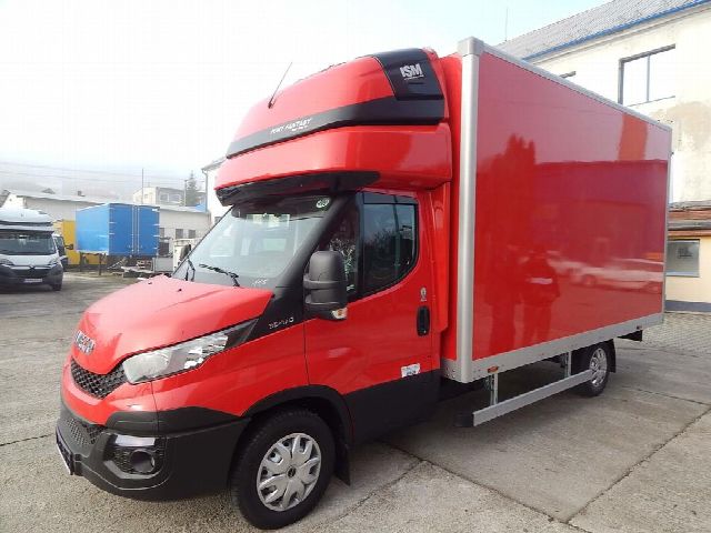 Skriňová nadstavba na Iveco Daily, fotografia 1 z 2, výroba HuStra