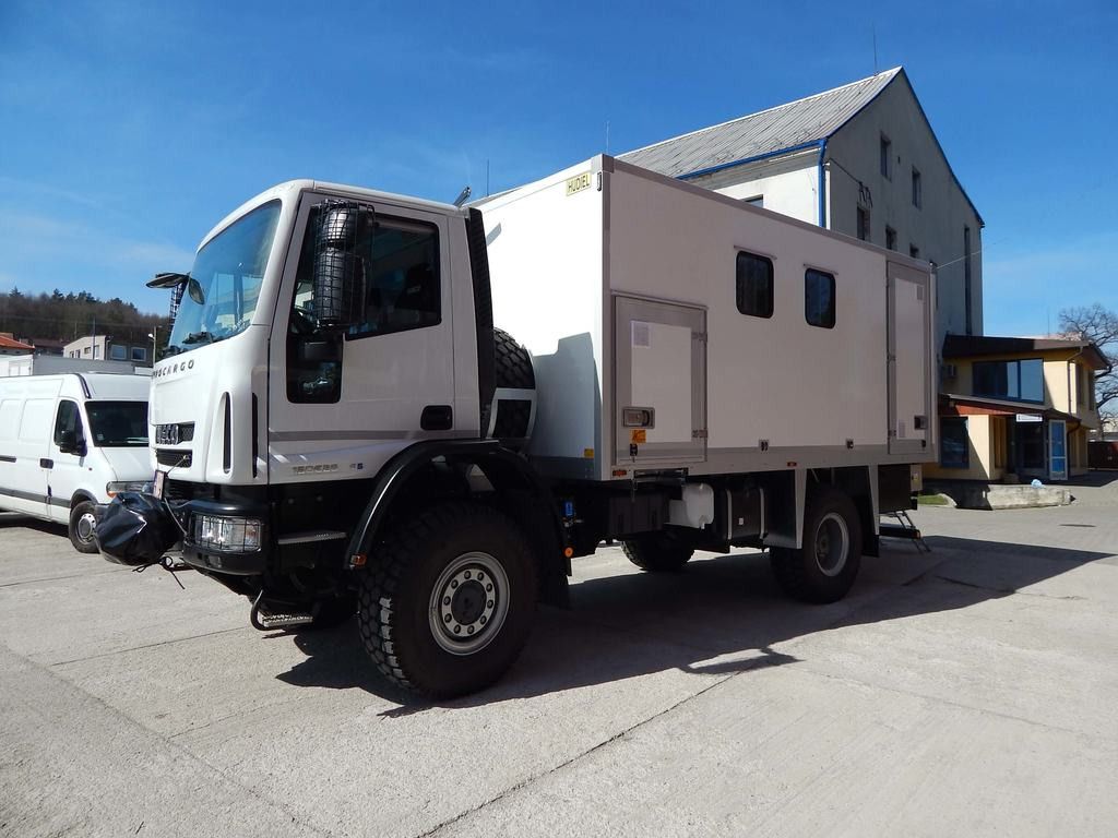 Pojazdná dielňa na Iveco Eurocargo 4×4, fotografia 1 z 2, výroba HuStra