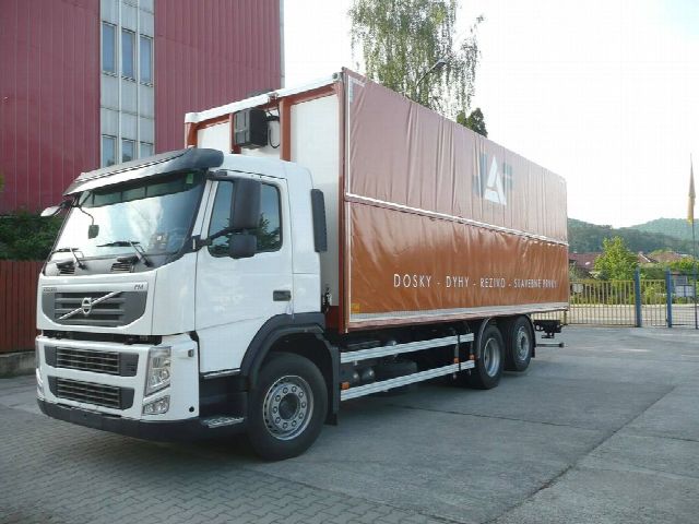 Nápojová nadstavba na Volvo FM, fotografia 1 z 2, výroba HuStra