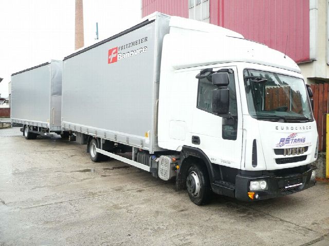 Iveco Eurocargo 120E25, valník so zhrňovacou plachtou
